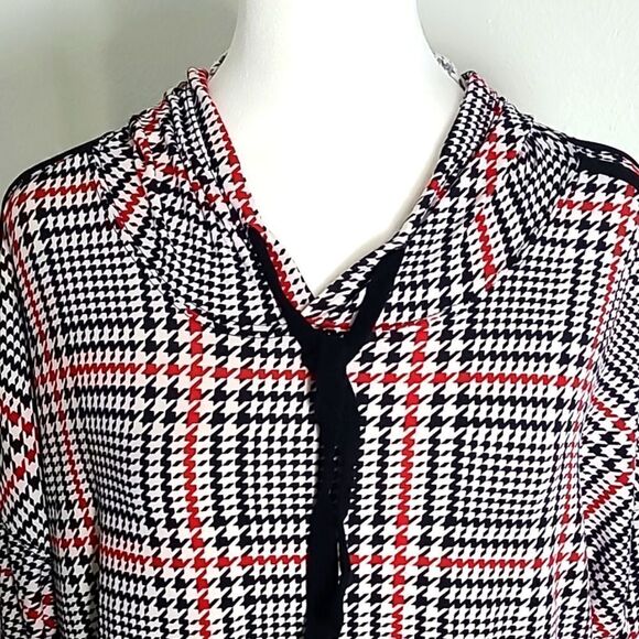 No Comment Red, Black & White Houndstooth Hoodie Pullover Top, Size 2X - Picture 3 of 9